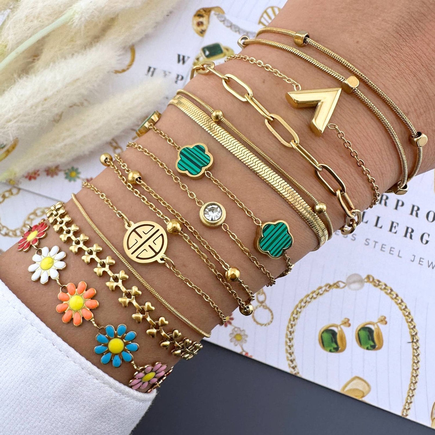 18K gold plated Stainless steel  Flowers bracelet