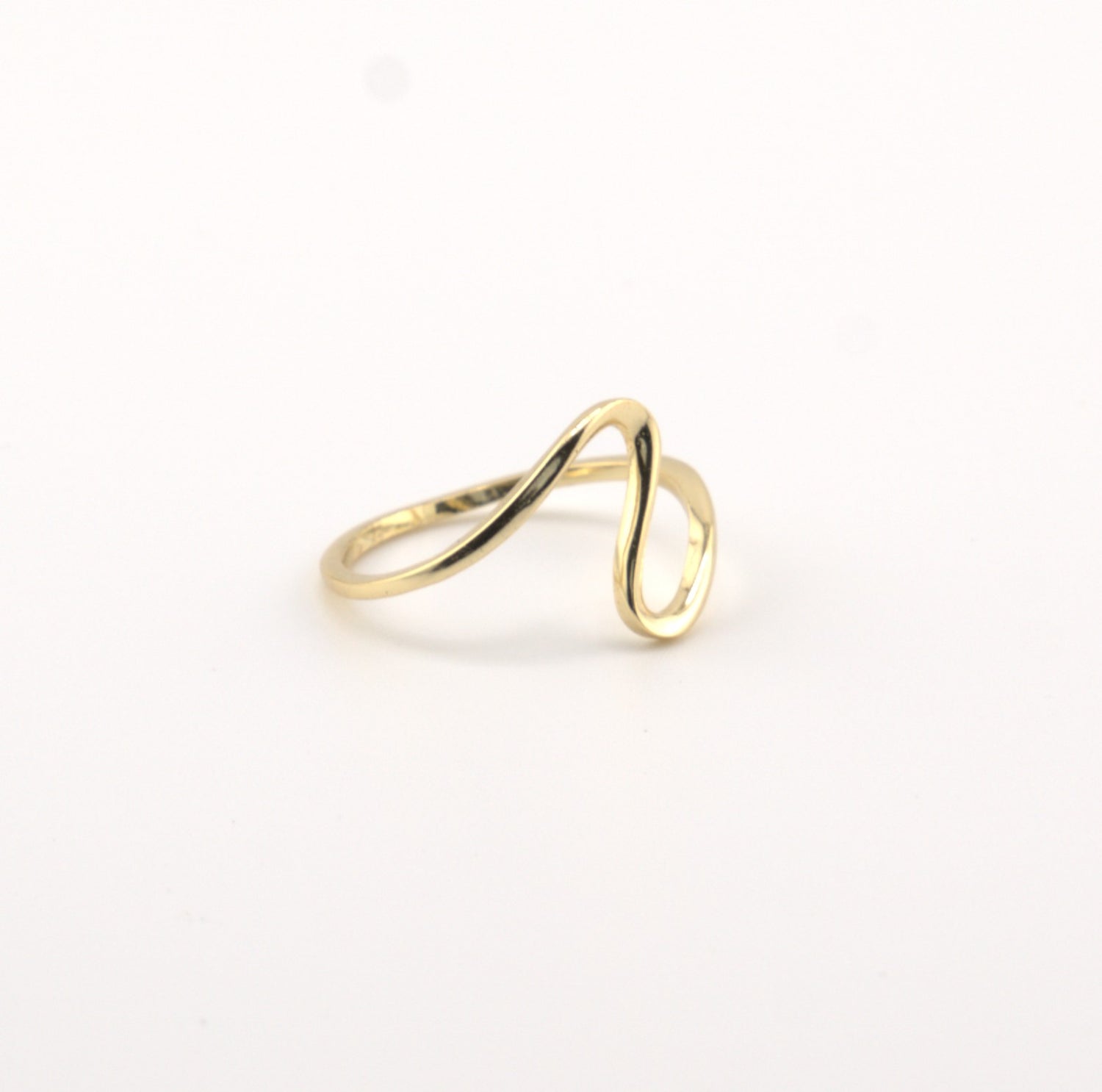 Ripple Aura Ring 18K gold plated 925 Sterling Silver