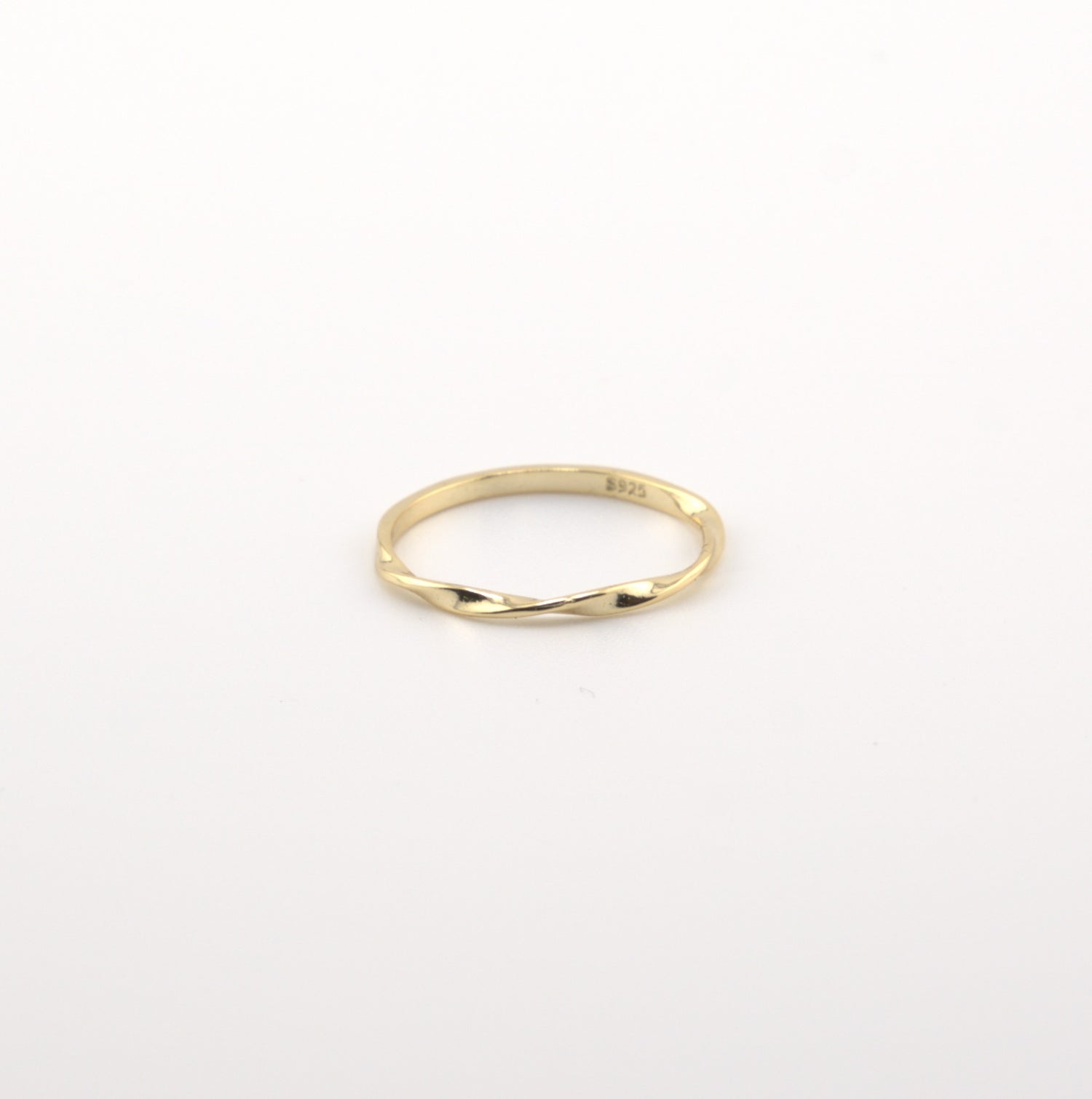 Silk Aura Ring 18K gold plated 925 Sterling Silver